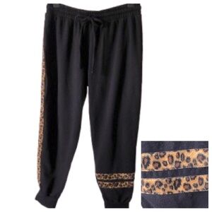 KNIT RIOT BLACK SWEATPANTS WITH LEOPARD PRINT TRIM • Sz L